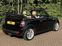 Begagnad Mini Cooper S Cabriolet 2009 Svart Cab