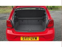 Used VW Polo Edition 90 HP (66 kW) 2017 Red Hatchback