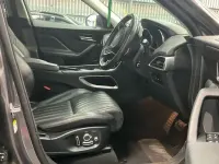 Usado Jaguar F-Pace Portfolio 241 HP (177 kW) 2020 SUV