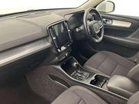 Used Volvo XC40 Momentum 150 HP (110 kW) 2020 White SUV