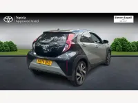Used Toyota Aygo X 72 HP (52 kW) 2024 Green SUV