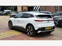 Used Renault Megane E-Tech Techno 160 kW (218 HP) 2023 White  Hatchback