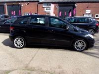 Used Mercedes B180 2009 Black MPV