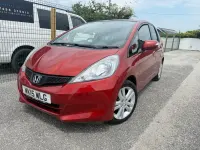 Used Honda Jazz ES 2015 Red Hatchback