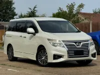 Used Nissan Elgrand 2017 White MPV