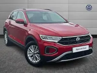 Used VW T-Roc Life 150 HP (110 kW) 2023 Red SUV