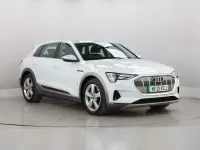 Begagnad Audi e-tron Comfort 230 kW (313 HK) 2021 Vit SUV