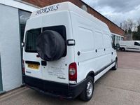 Used Renault Master 115 HP (84 kW) 2004 White Van