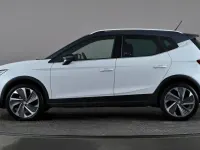 Begagnad Seat Arona FR 110 HK (80 kW) 2023 Vit SUV