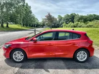 Used Ford Focus Titanium 118 HP (86 kW) 2021 Red Hatchback