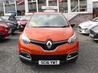 Used Renault Captur Dynamique 90 HP (66 kW) 2016 Orange SUV