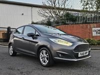 Begagnad Ford Fiesta Zetec 2016 Grå Halvkombi