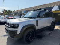 Used Land Rover Defender HSE 300 HP (220 kW) 2021 Silver SUV