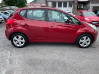 Used Kia Venga 90 HP (66 kW) 2012 Red Hatchback