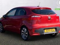 Begagnad Kia Rio 90 HK (66 kW) 2015 Röd Halvkombi