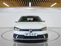 Usado VW Polo Life 95 HP (69 kW) 2023 Cinzento Citadino
