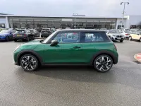 New Mini Cooper Exclusive 2026 Green Hatchback