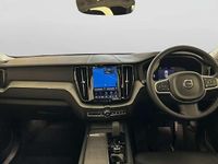 Used Volvo XC60 Core 350 HP (257 kW) 2022 Blue SUV