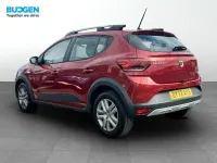 Used Dacia Sandero Comfort 90 HP (66 kW) 2022 Red Hatchback