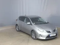 Used Toyota Auris Hybrid Plus 136 HP (100 kW) 2015 Grey Hatchback
