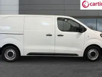Used Citroën Dispatch 102 HP (75 kW) 2022 White MPV