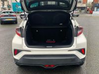 Używany Toyota C-HR 122 KM (89 kW) 2019 SUV