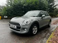 Usado Mini ONE Classic 2019 Gris Utilitario