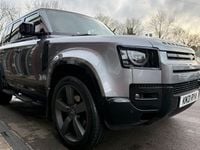 Used Land Rover Defender SE 249 HP (183 kW) 2023 Estate