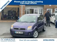 Used Ford Fusion Zetec 99 HP (72 kW) 2006 Purple Hatchback
