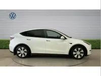 Begagnad Tesla Model Y RWD 219 kW (299 HK) 2023 Vit SUV