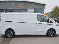 Used Ford Transit Custom Sport 185 HP (136 kW) 2019 White Van