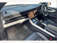 Used Audi Q8 Comfort 286 HP (210 kW) 2023 Blue SUV