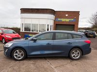 Used Ford Focus Zetec 120 HP (88 kW) 2018 Blue Estate