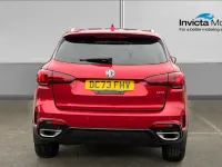 Usado MG HS Trophy 162 CV (119 kW) 2024 Rojo SUV