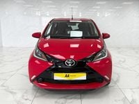 Used Toyota Aygo X-play 71 HP (52 kW) 2018 Red Hatchback