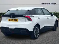 Used MG MG4 EV SE 2023 White Hatchback