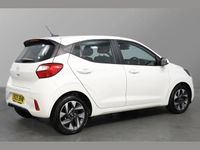 Used Hyundai i10 Advanced 63 HP (46 kW) 2025 White Hatchback