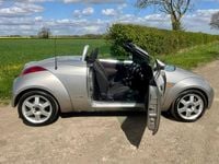 Usado Ford StreetKa 95 HP (69 kW) 2005 Prateado Cabrios