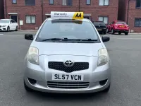 Begagnad Toyota Yaris T2 69 HK (50 kW) 2007 Silver Halvkombi