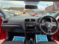 Begagnad VW Polo S 70 HK (51 kW) 2010 Röd Halvkombi