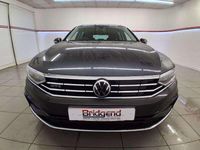 Begagnad VW Passat Advance 218 HK (160 kW) 2021 Grå Kombi