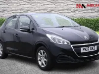 Used Peugeot 208 Active 80 HP (58 kW) 2017 Black Hatchback