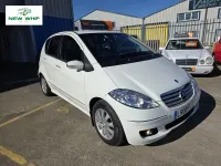 Begagnad Mercedes A180 Elegance 109 HK (80 kW) 2008 Vit Halvkombi