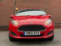Used Ford Fiesta Style 82 HP (60 kW) 2013 Red Hatchback