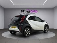 Used Toyota Aygo X 72 HP (52 kW) 2024 White SUV