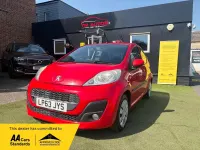 Used Peugeot 107 Active 68 HP (50 kW) 2014 Red Hatchback