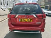 Used Mitsubishi Outlander 200 HP (147 kW) 2017 Red SUV