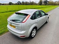 Used Ford Focus Zetec 2009 Silver Hatchback