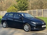 Used Toyota Auris Hybrid Business Edition 134 HP (98 kW) 2016 Grey Hatchback