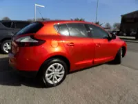 Used Renault Mégane Dynamique 2015 Red Hatchback